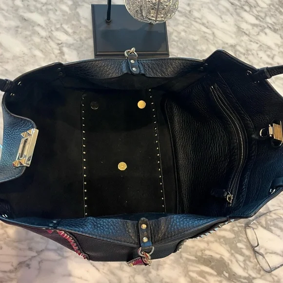 Valentino Garavani Bag - Picture 8 of 14